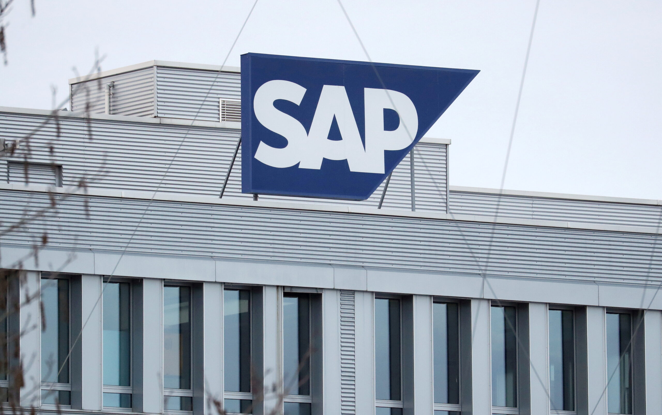Ações da SAP atingem recorde após previsão otimista para unidade de nuvem
