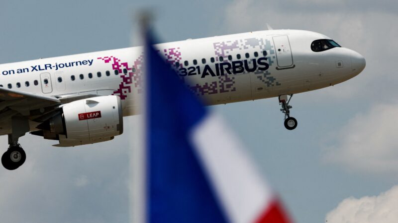Airbus entrega menos aviões do que o previsto para 2024 por gargalos na cadeia de suprimentos