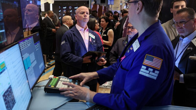 Bolsas de NY fecham em baixa com temores geopolíticos e antes do payroll