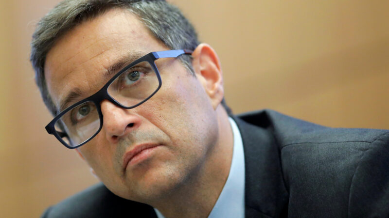 Campos Neto diz que mercado de trabalho apertado pode causar preocupação