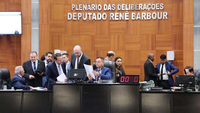 Deputados derrubam nove vetos governamentais em sessão na ALMT – Jornal Advogado – Em Mato Grosso