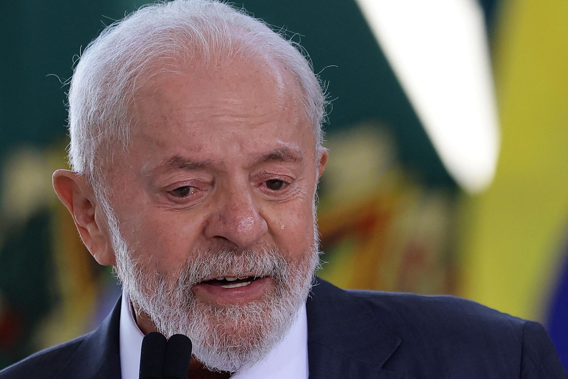 Enquanto Galípolo era sabatinado, Lula disse em discurso que taxa de juros “haverá de ceder“