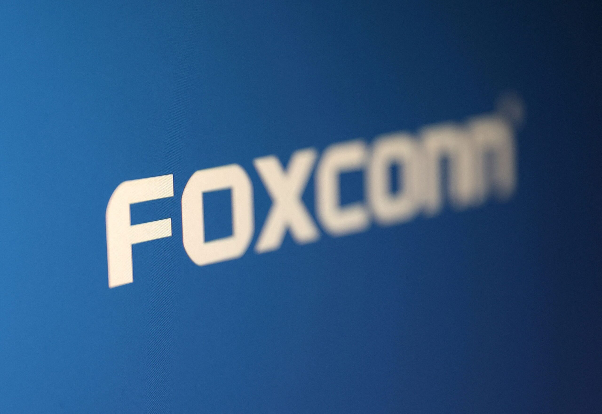 Foxconn, montadora do iPhone, tem receita recorde no 3º tri com forte demanda por IA