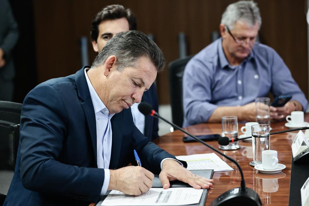 Governador sanciona lei que veta incentivos fiscais à empresas que aderirem à moratória da soja em MT – Jornal Advogado – Em Mato Grosso