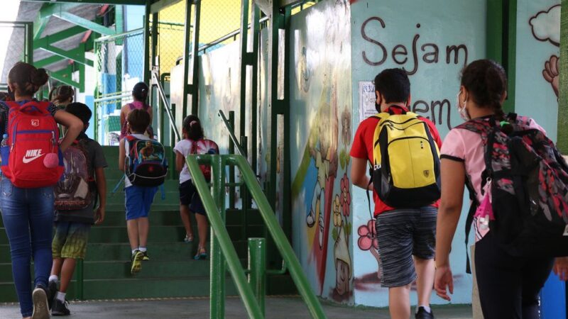 Justiça de SP suspende leilão da construção de escolas estaduais