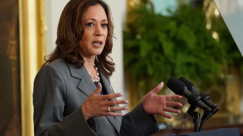 Kamala Harris chama salário mínimo federal dos EUA de “salário de pobreza“