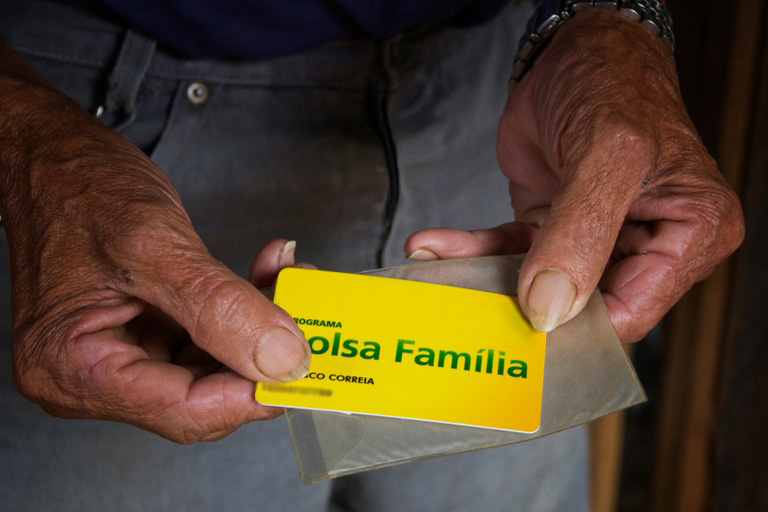 Bolsa Família 2025: veja datas para pagamento do benefício em janeiro