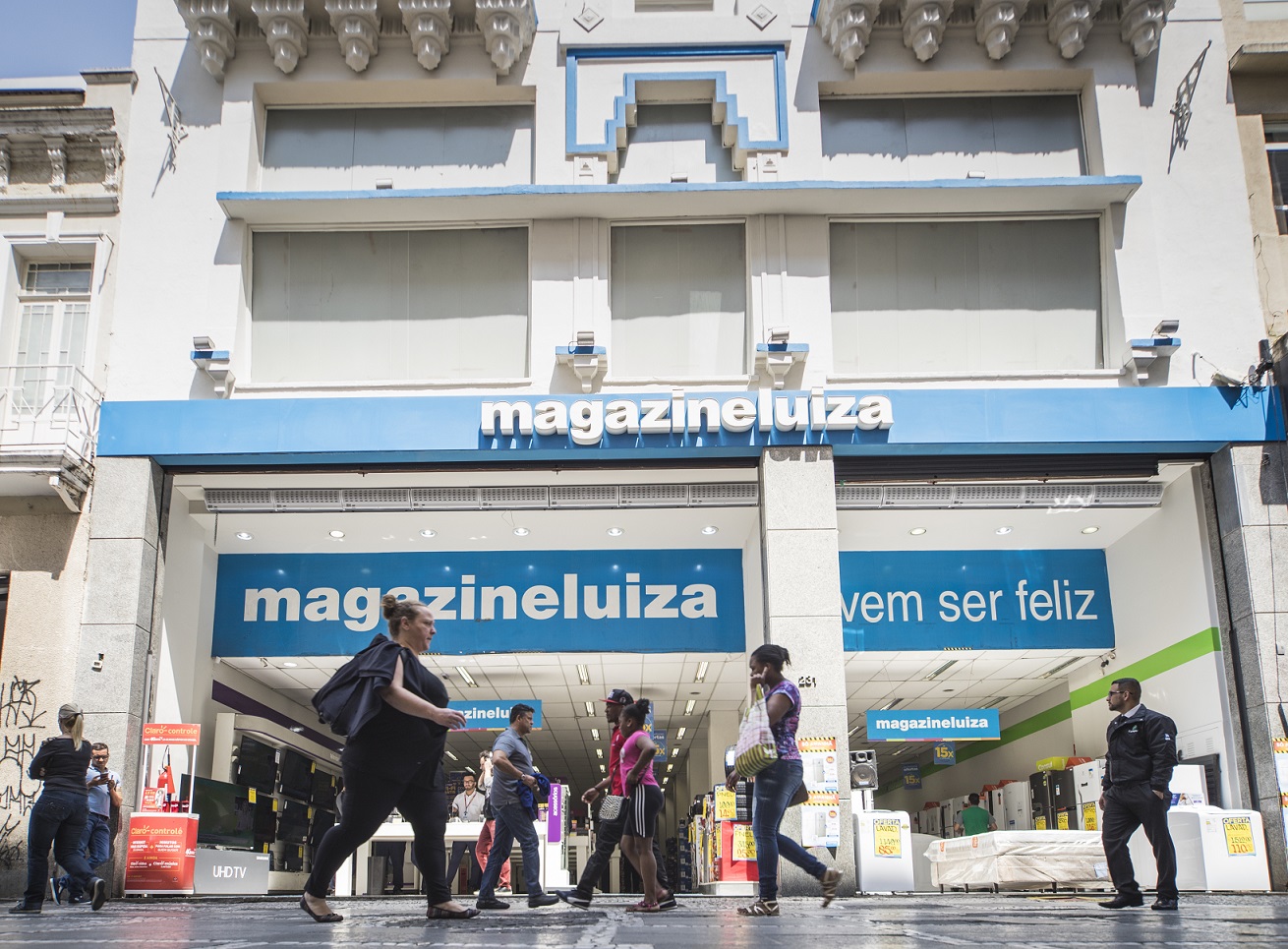 Magalu estreia no setor logístico com criação do Magalog