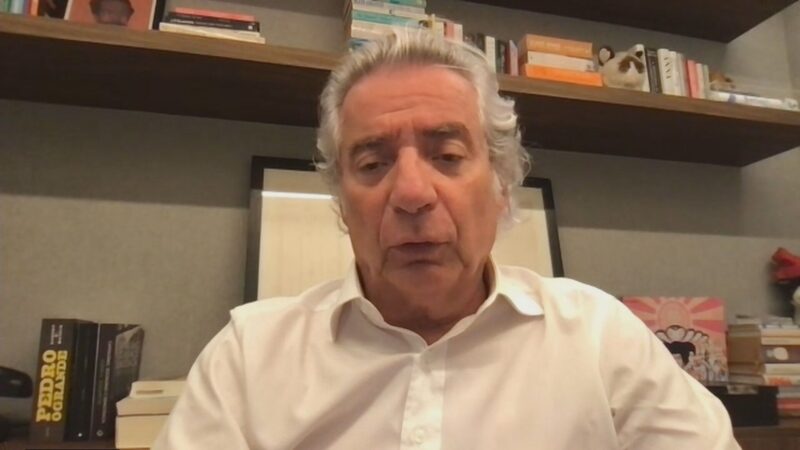 Petróleo pode ultrapassar US$ 100 se Irã entrar em guerra com Israel, diz especialista