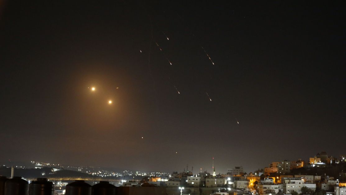 Potencial conflito entre Israel e Irã tem impacto limitado nas ações locais, destacam analistas