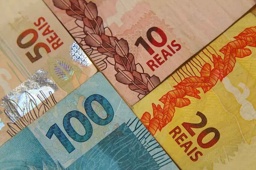 Saúde financeira dos brasileiros começa a recuperar fôlego após dois anos, diz Febraban