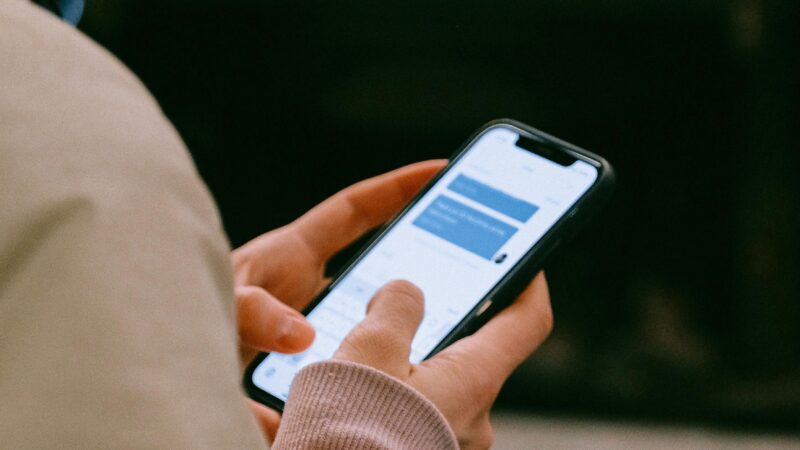Vendas globais de smartphones aumentam 5% no 3º tri, diz consultoria