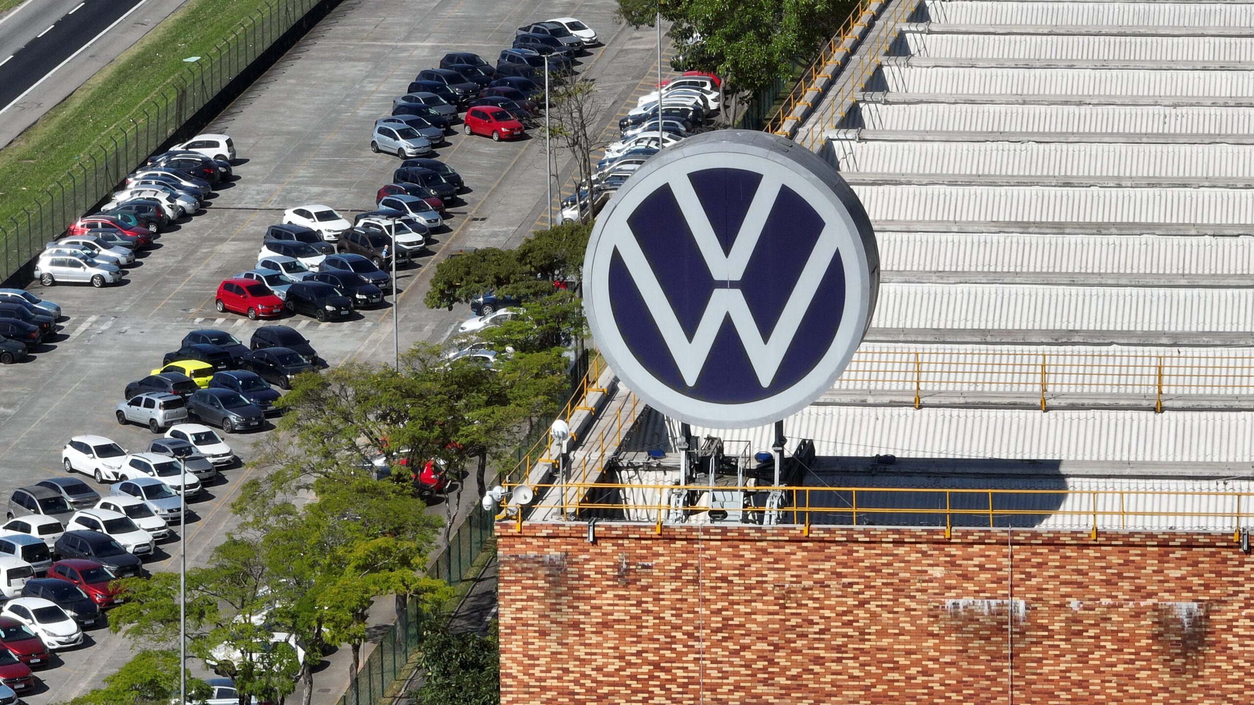 Volkswagen registra queda de 64% no lucro do 3º tri