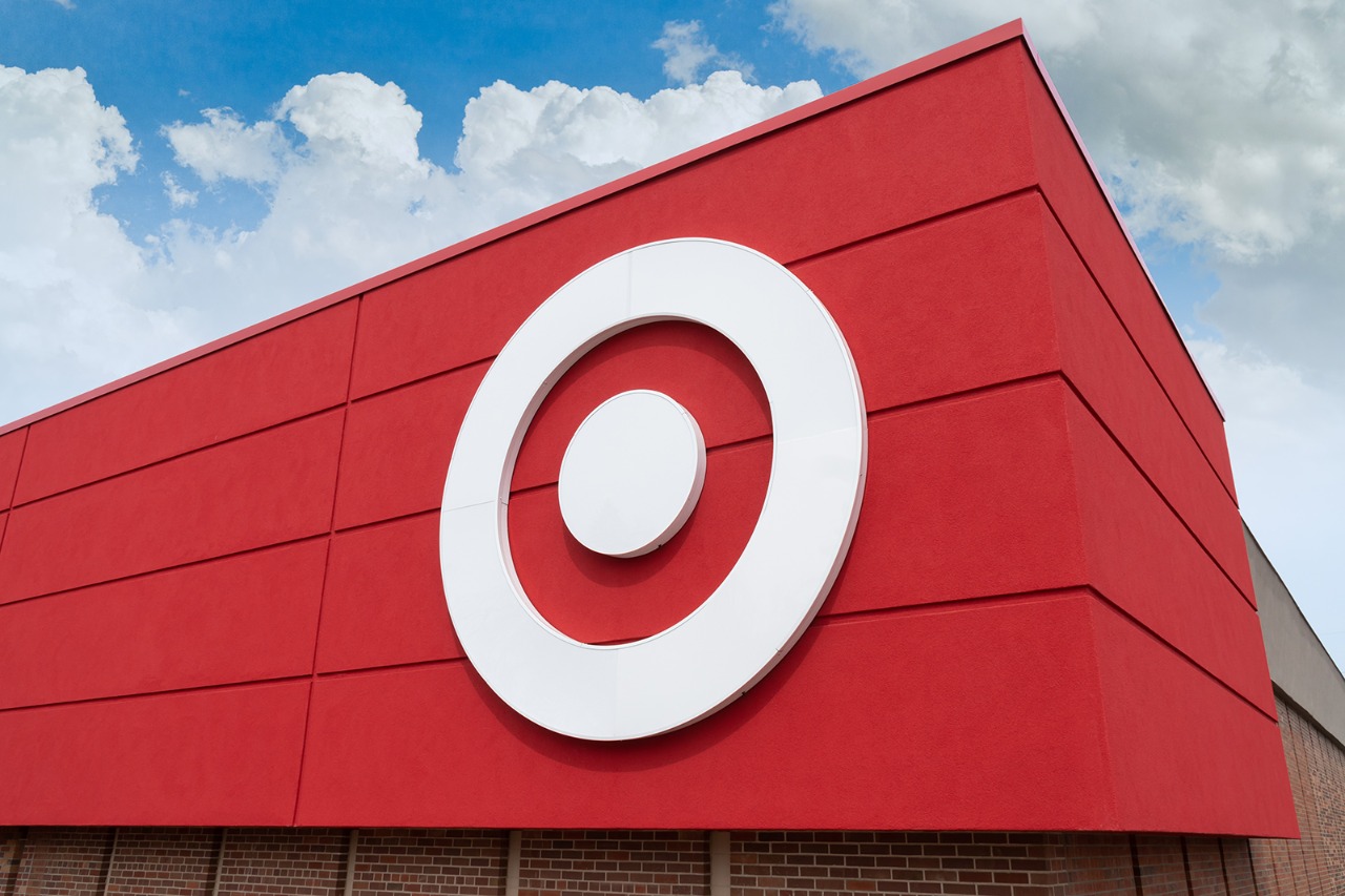 Ações da Target caem 20%, com varejista dos EUA esperando estagnação das vendas na época de festas