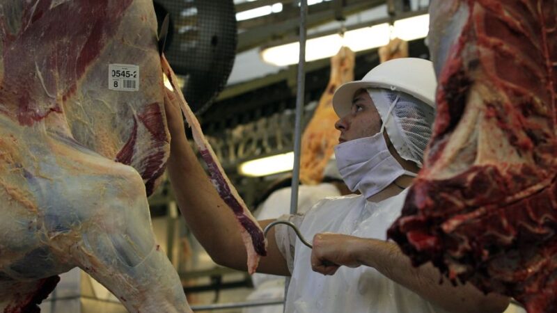 Acordo Mercosul-UE está próximo; agricultores franceses reagem