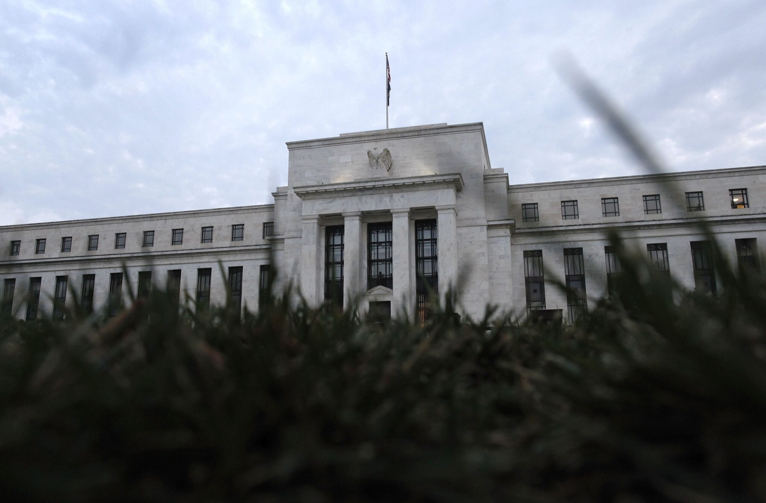 Análise: volta de Trump à Casa Branca pode comprometer independência do Fed