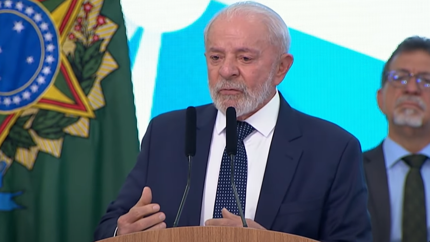 Após disparada do dólar, Lula diz que governo não pode gastar mais do que arrecada
