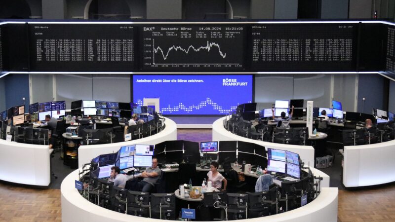 Bolsas de NY interrompem rali e fecham em queda pressionadas por escalada de juros