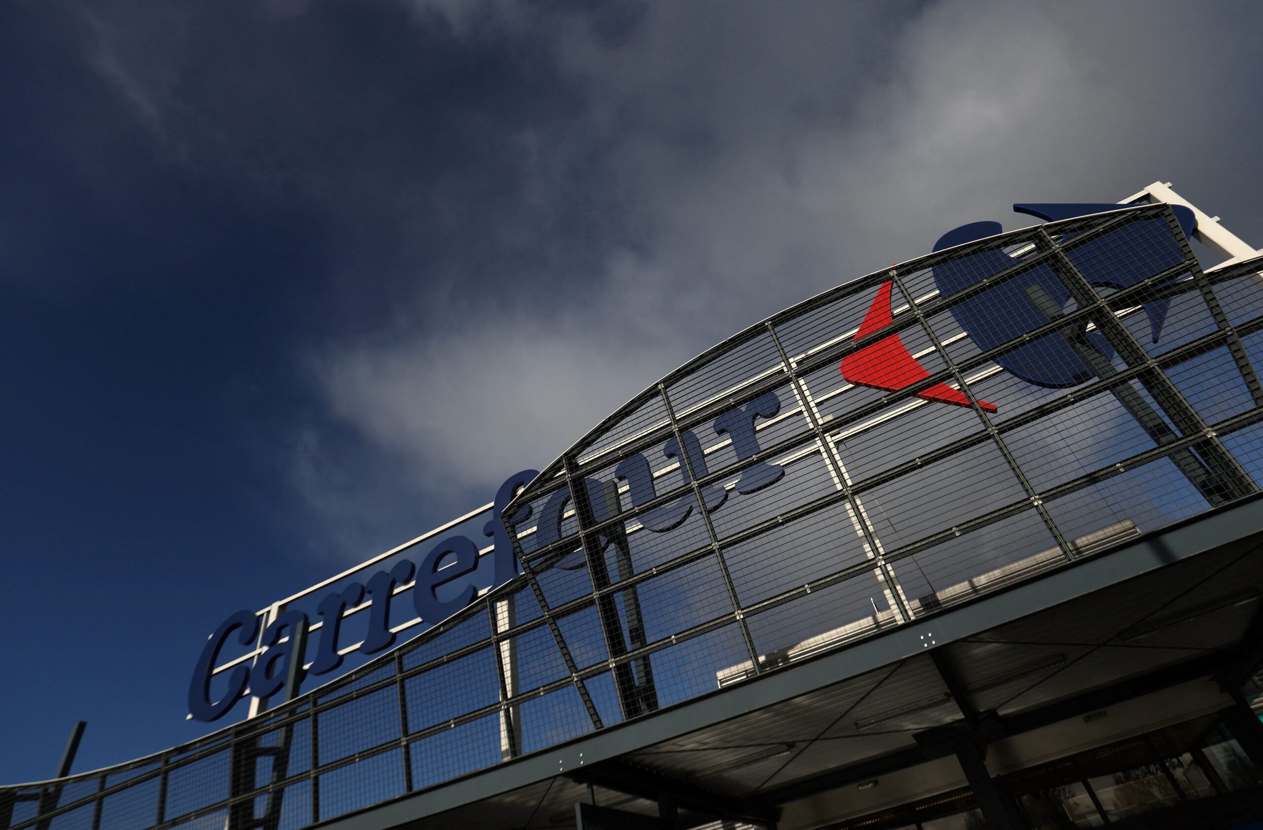 Carrefour da França X carne do Mercosul: entenda briga que começou com fala de CEO