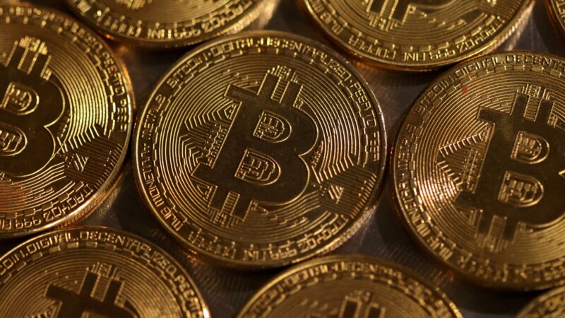 MicroStrategy confirma compra de US$ 1,1 bilhão em bitcoins