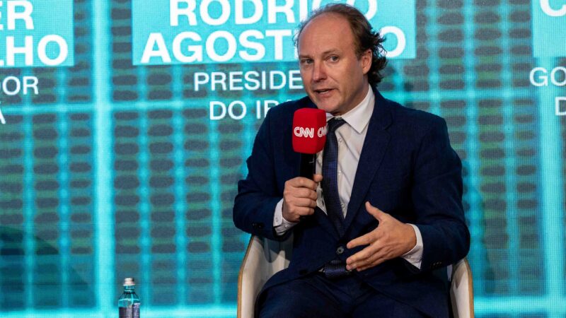 Crises globais drenam atenções que deveriam estar voltadas ao clima, diz presidente do Ibama à CNN