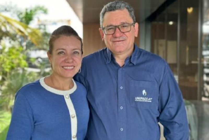 Flávia Moretti escolhe padre Édson Sestari será para secretaria de Educação – Jornal Advogado – Em Mato Grosso
