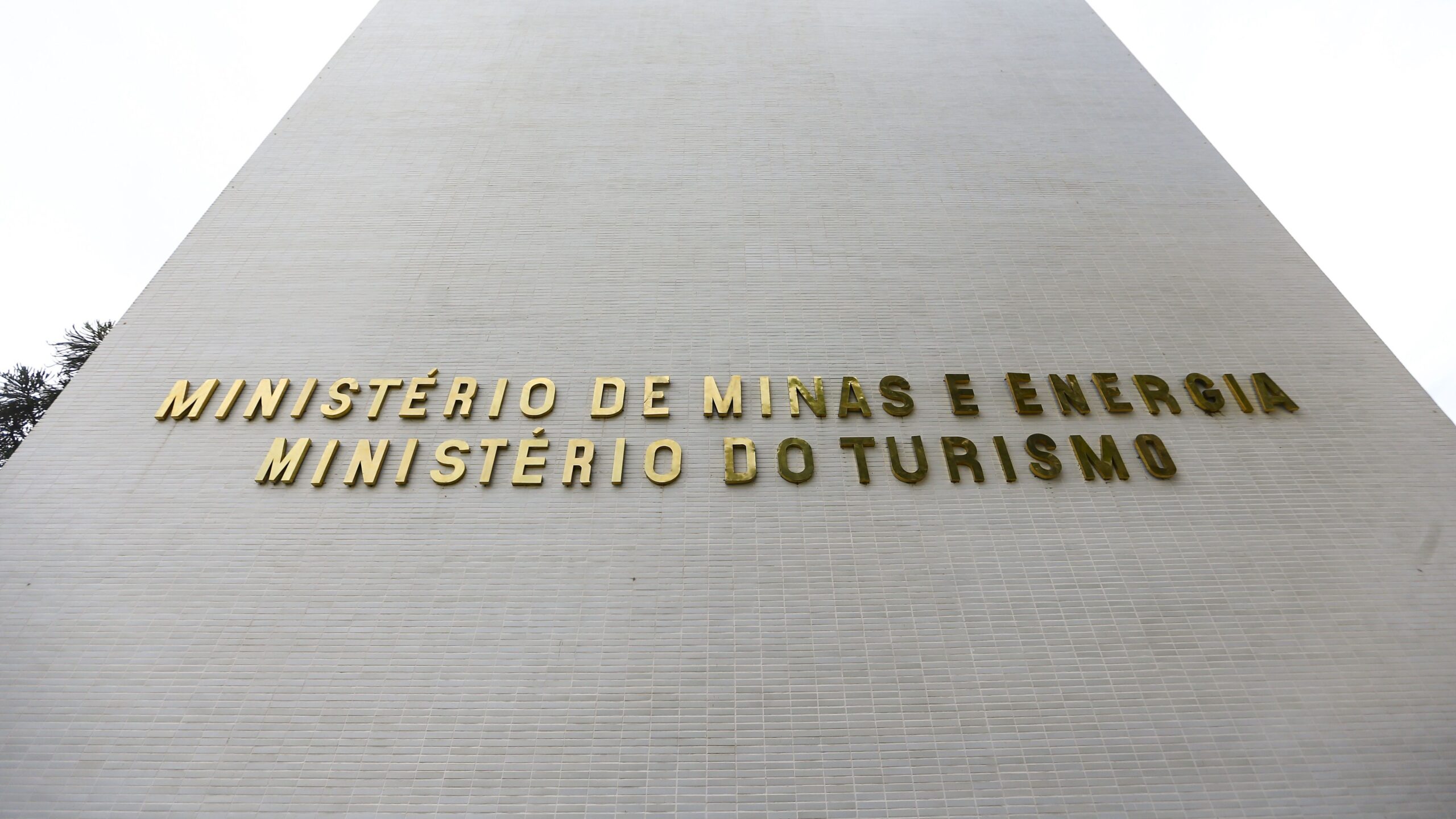 Governo quer implementar critério de flexibilidade no sistema elétrico