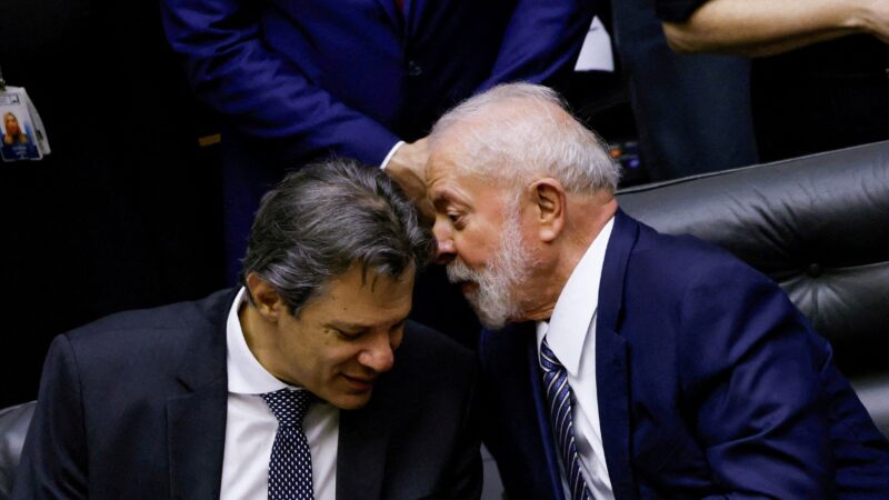 Haddad volta a se reunir com Lula e ministros das áreas sociais