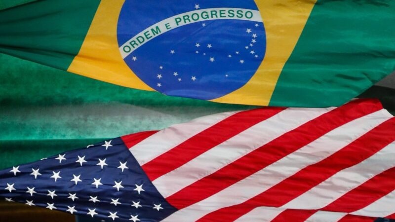 Inflação e política fiscal: entenda por que os juros caem nos EUA e sobem no Brasil