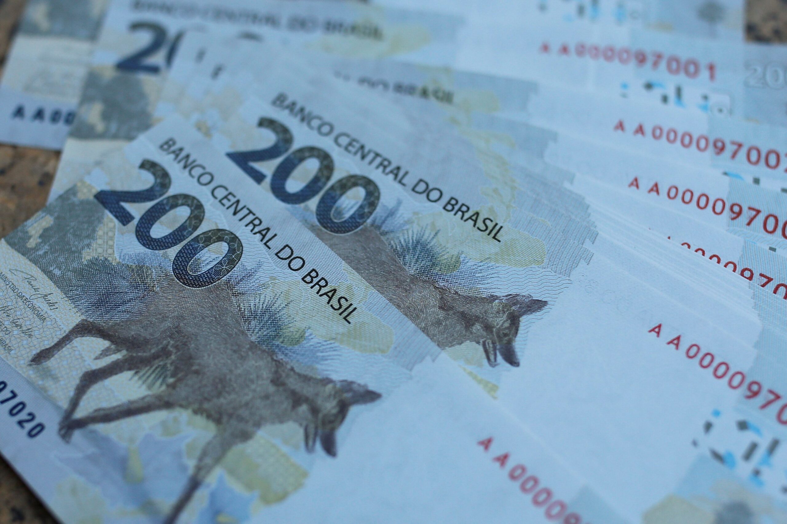 Isenção de IR pode significar cerca de R$ 400 a mais de salário por mês; veja estimativas