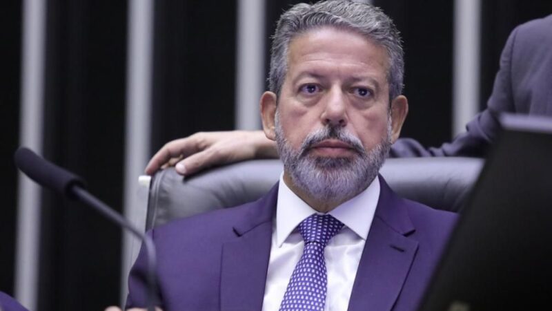 Lira diz que Planalto ainda não marcou reunião sobre corte de gastos