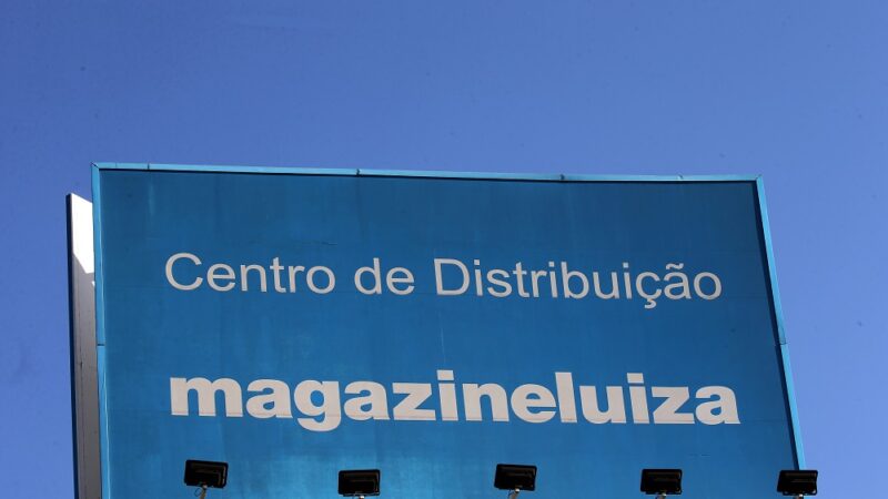 Magazine Luiza registra lucro acima do esperado no 3º tri e reverte prejuízo
