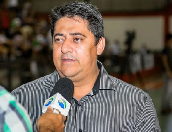 Ananias diz que vereadores do PL poderão ser punidos se não seguirem diretrizes da sigla