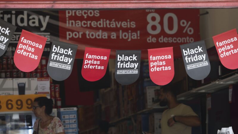 Procon-SP monitora preços da Black Friday desde outubro