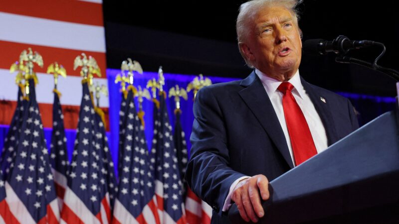 Trump promete tarifa de 25% sobre produtos do México e do Canadá