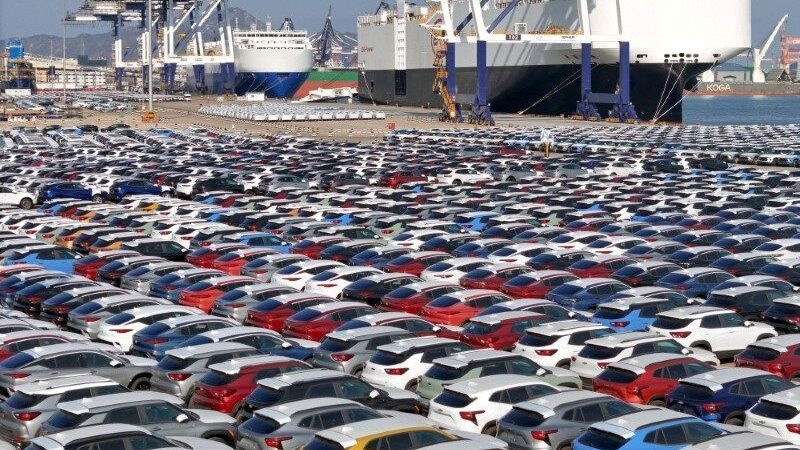 Vendas de automóveis na China crescem em outubro, com subsídios e forte demanda