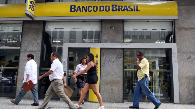Bancos, Correios e B3: o que abre e fecha no Ano Novo em SP