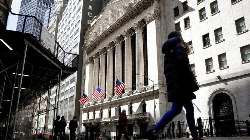 Bolsas de NY fecham mistas à espera da decisão de juros do Fed
