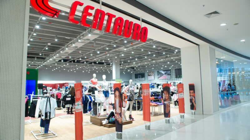 Dona de lojas Centauro vai recomprar até 10% das ações em circulação