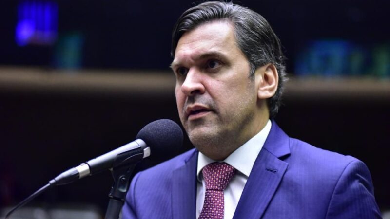 Está descartado manter o texto enviado pela Fazenda, diz relator