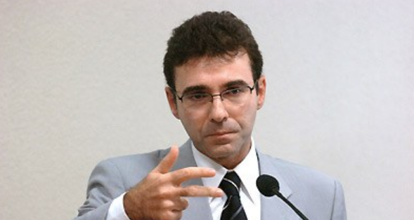 MP-TCU pede fiscalização de publicidade do governo sobre isenção de IR