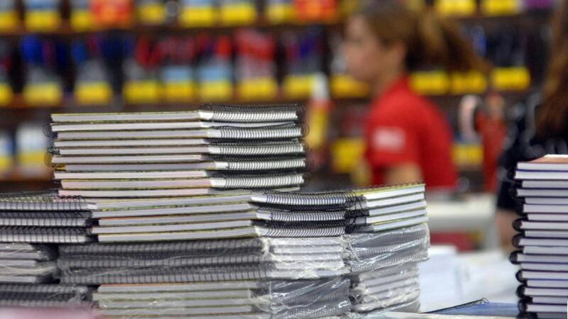 Papelarias faturam mais de 70% com venda de materiais escolares na internet