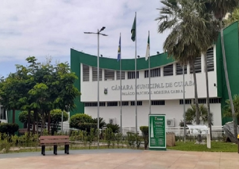 Presidente quer garantir direito a emendas de não reeleitos e coloca votação da LOA ainda este mês