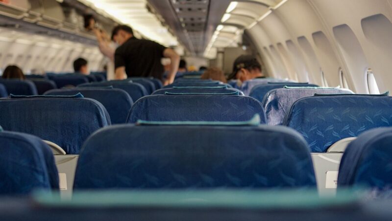 Receita da indústria aérea deve superar US$ 1 tri pela 1ª vez em 2025, afirma Iata