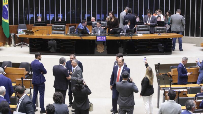 Veja principais pontos da PEC do pacote fiscal aprovada na Câmara