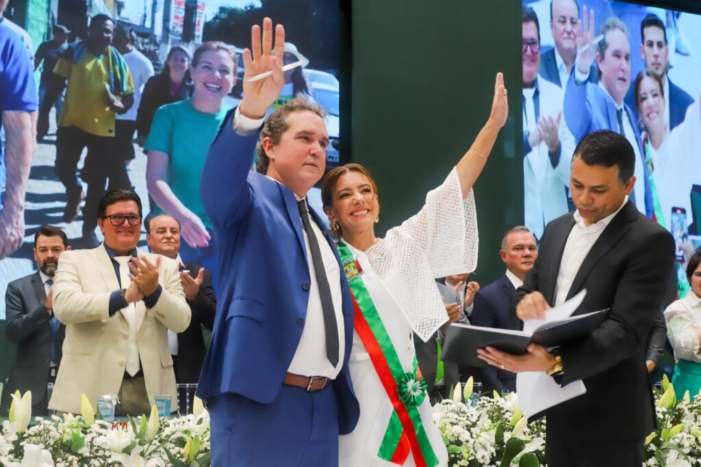 Na posse, Flávia fala em trabalhar alinhada com Poderes e em privatizar o DAE “para garantir água em VG” – Jornal Advogado – Em Mato Grosso
