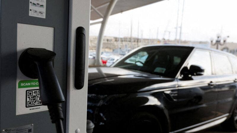 México criará fabricante de veículos elétricos de baixo custo até 2026