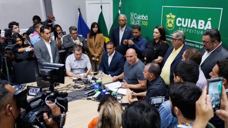 Abílio acusa Emanuel de gastar R$ 40 milhões em placas solares inoperantes