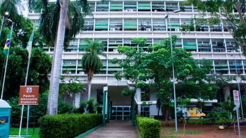 Abilio encontra apenas R$ 6,9 milhões no caixa da prefeitura para pagar salários de dezembro
