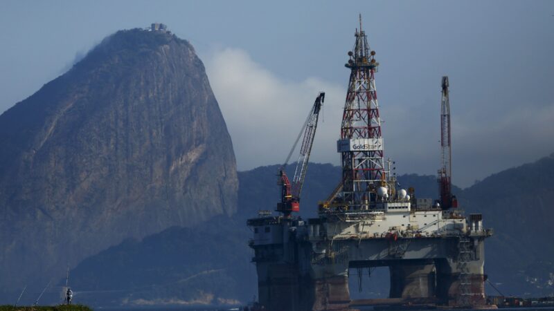 Baixa concorrência e tecnologia: o que afeta potencial brasileiro na produção de petróleo